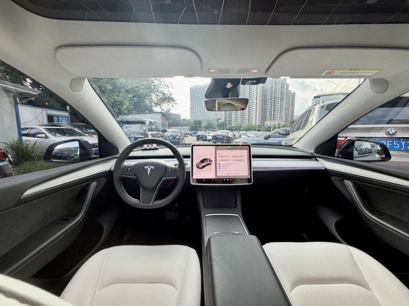 南宁23年特斯拉MODEL Y7