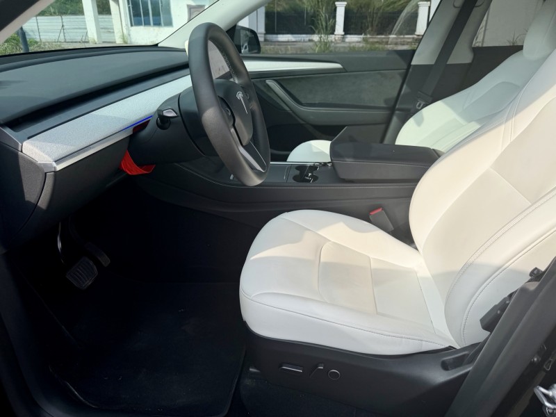 南宁23年特斯拉MODEL Y9