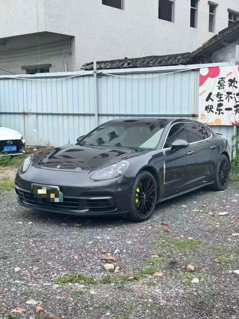 广州18年保时捷帕拉梅拉3