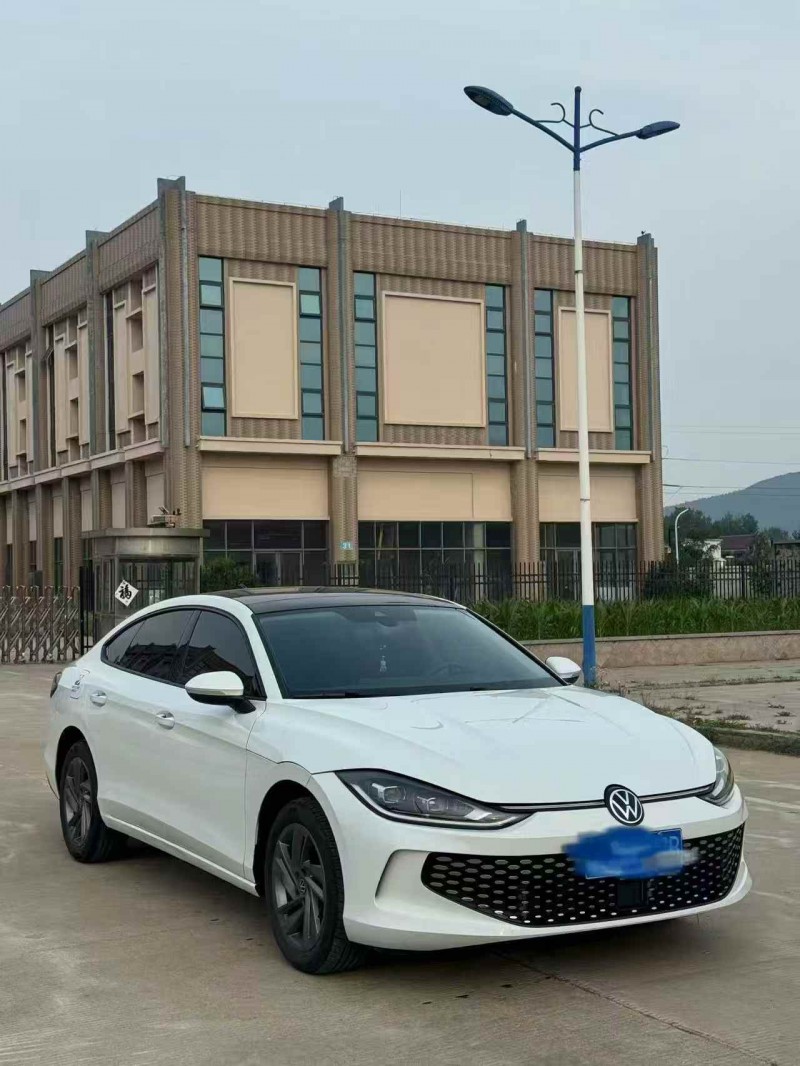 烟台25年大众凌渡3