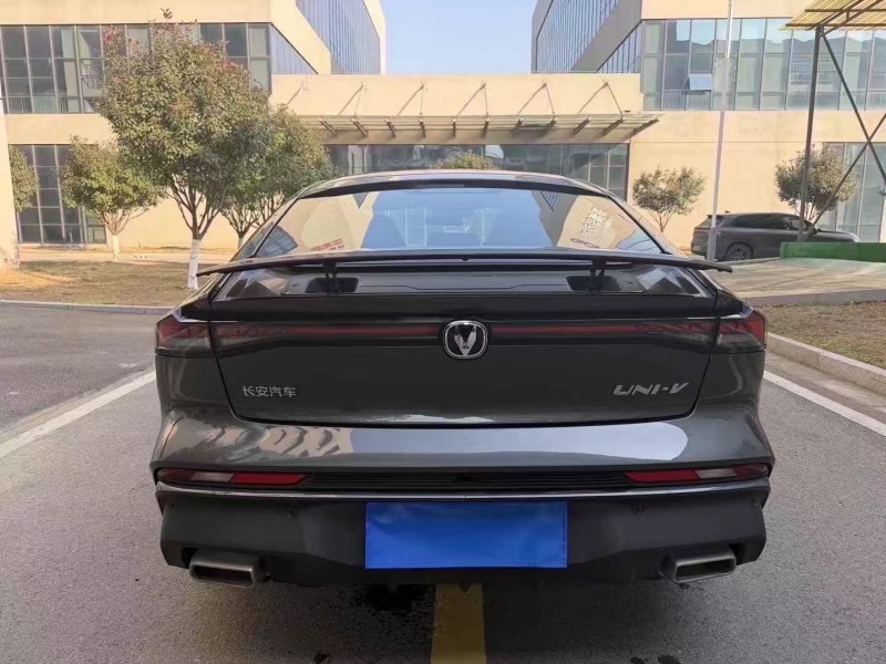 徐州25年长安汽车UNI9