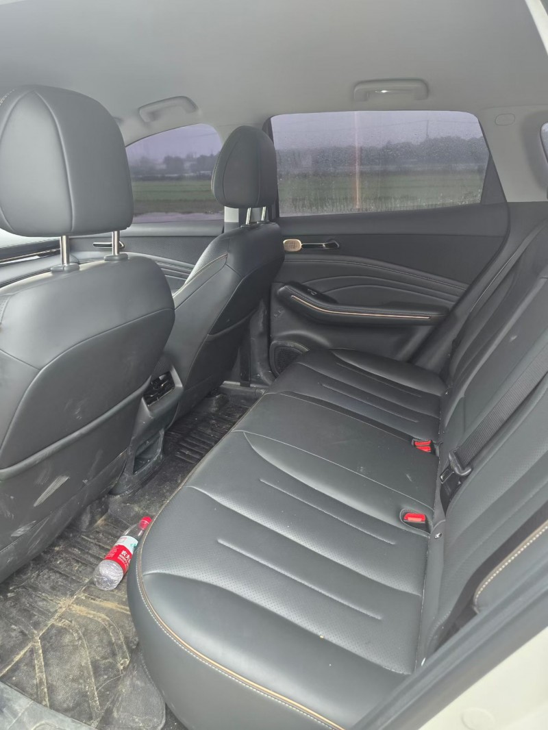 常州25年宝骏云海6