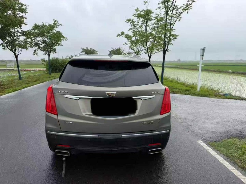 苏州18年凯迪拉克XT59