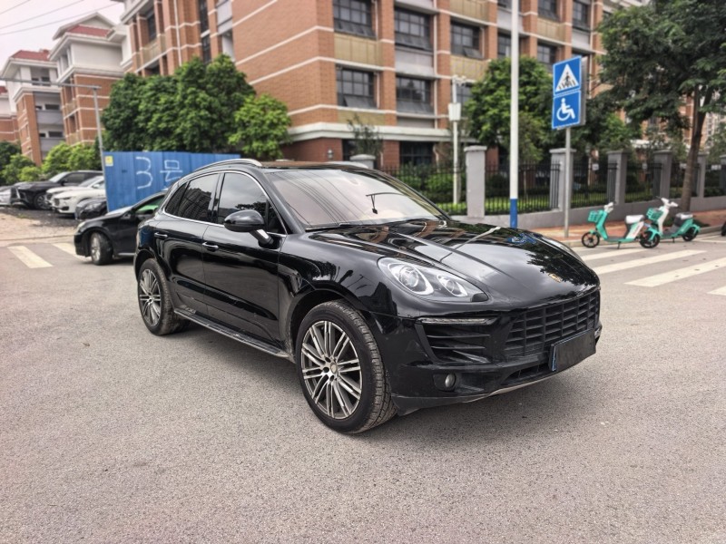 桂林15年保时捷Macan2
