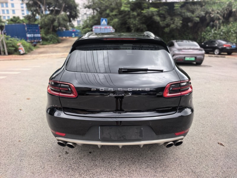桂林15年保时捷Macan8