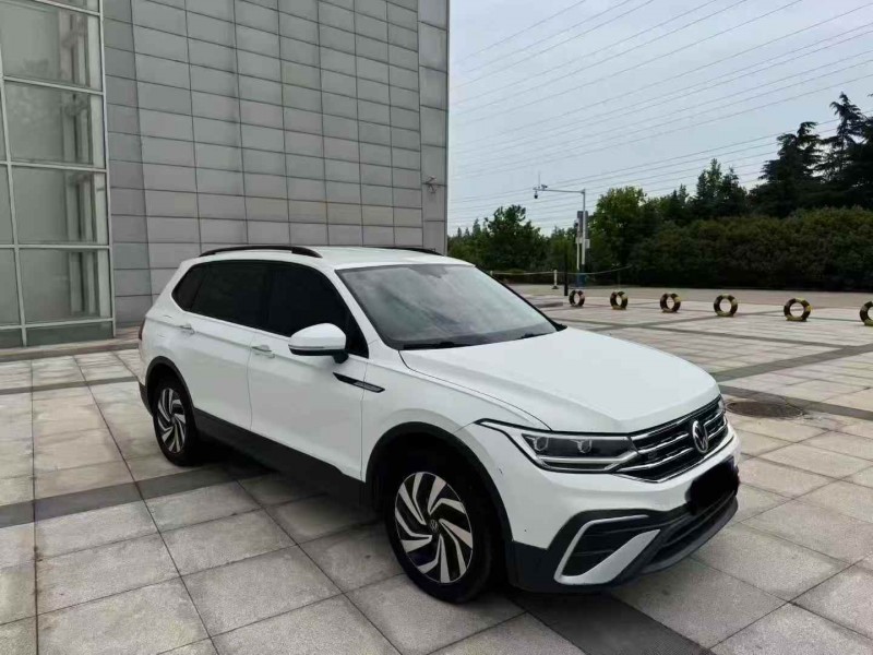 潍坊22年大众途观3
