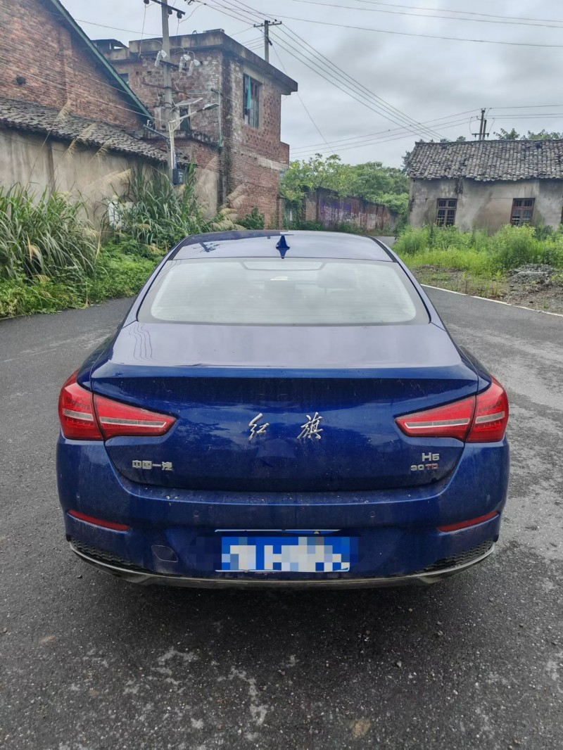 南昌18年红旗H59