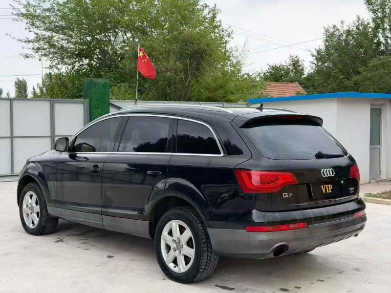 烟台12年奥迪Q77
