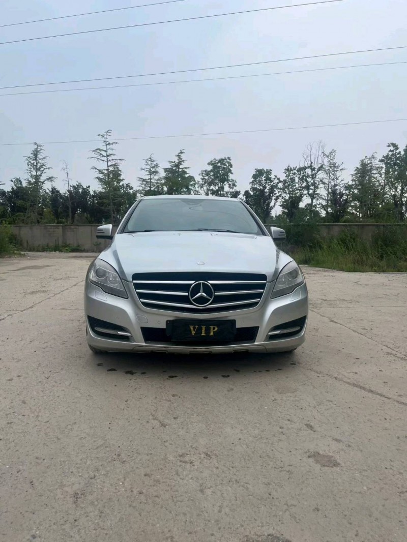 徐州12年奔驰R1