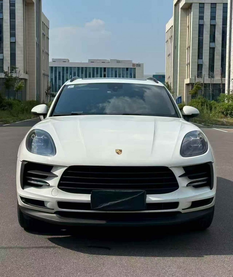 东营20年保时捷Macan1