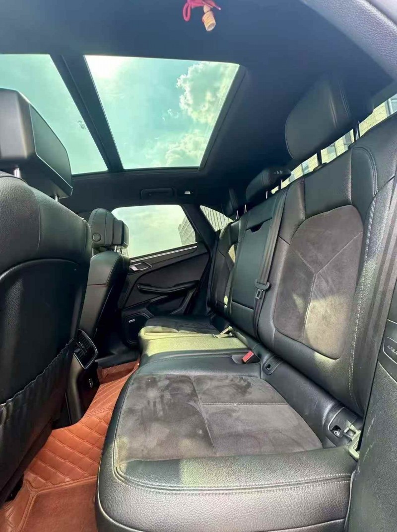 东营20年保时捷Macan4