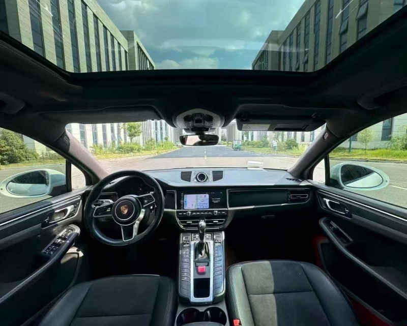 东营20年保时捷Macan6