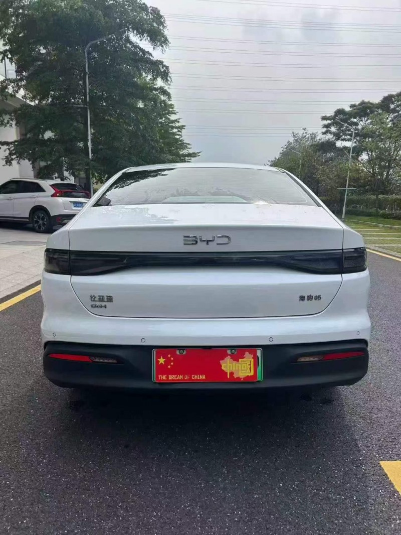 广州25年比亚迪海豹7