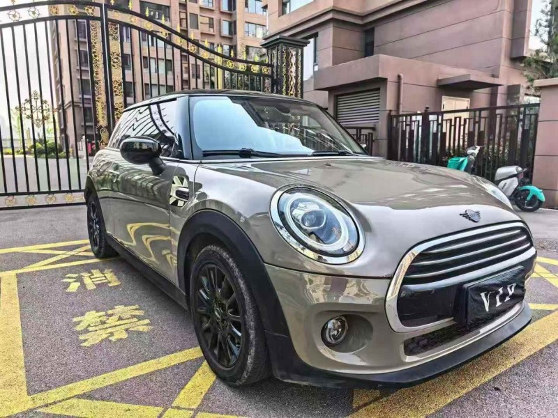 南通19年宝马迷你3