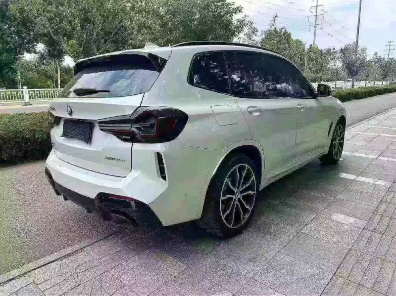 济南22年宝马X35