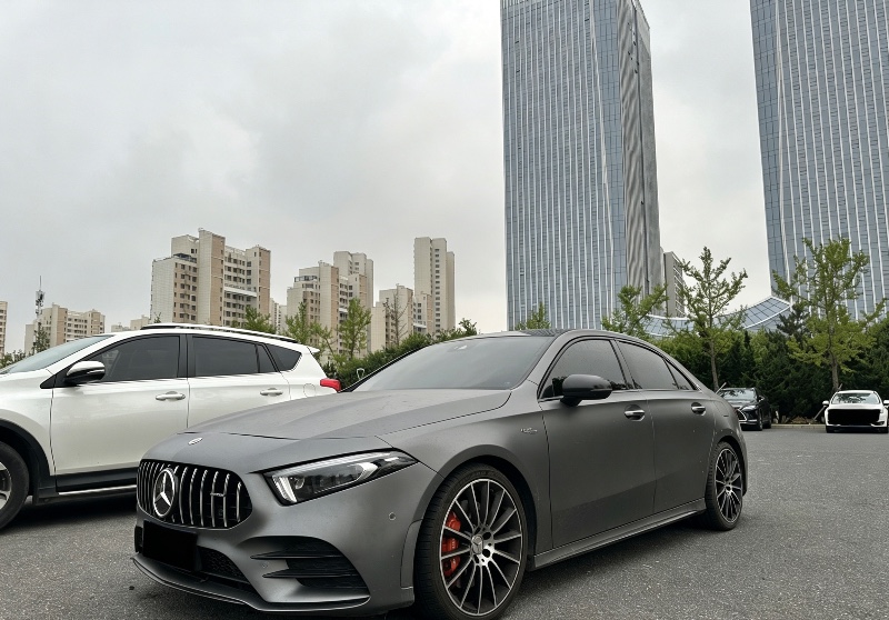 大连22年奔驰AMG2