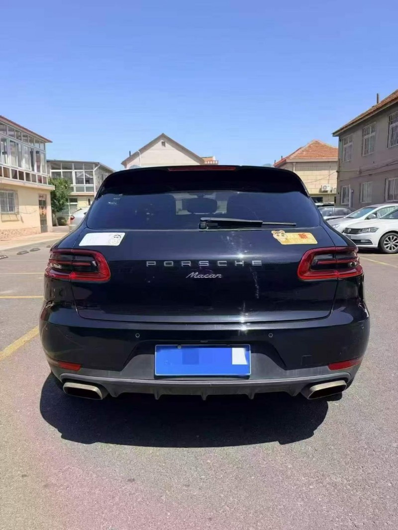 济宁14年保时捷Macan8
