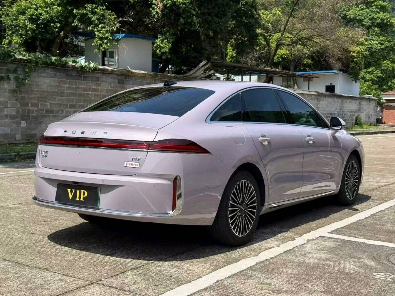 柳州26年荣威D76