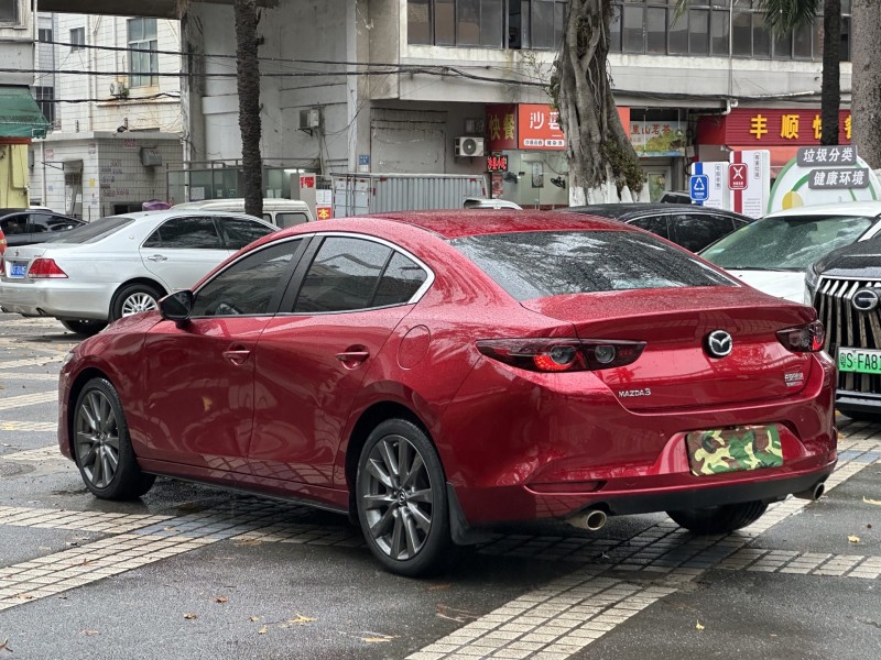 汕头21年马自达昂克赛拉9