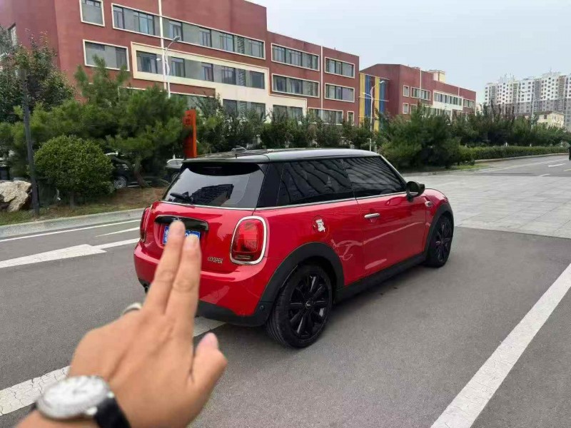 枣庄20年宝马迷你7