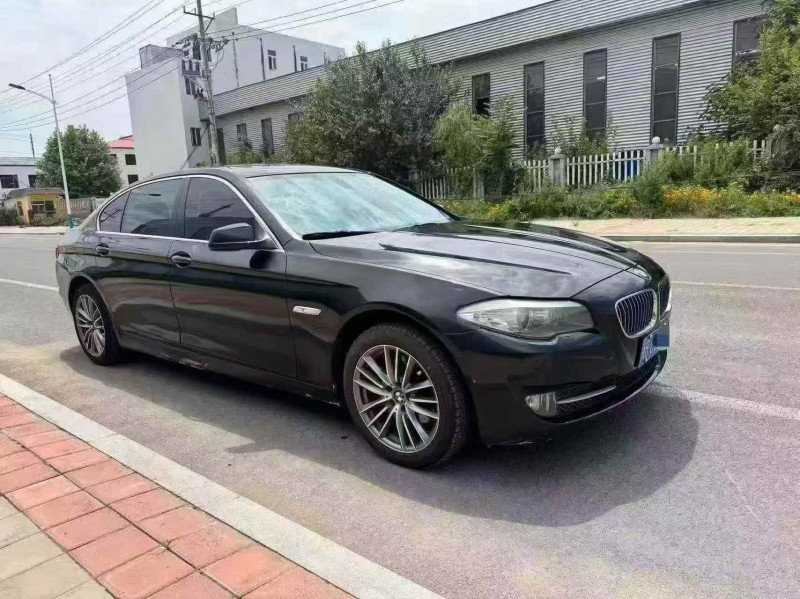 苏州11年宝马5系3