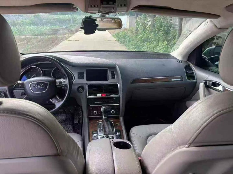 东营12年奥迪Q74