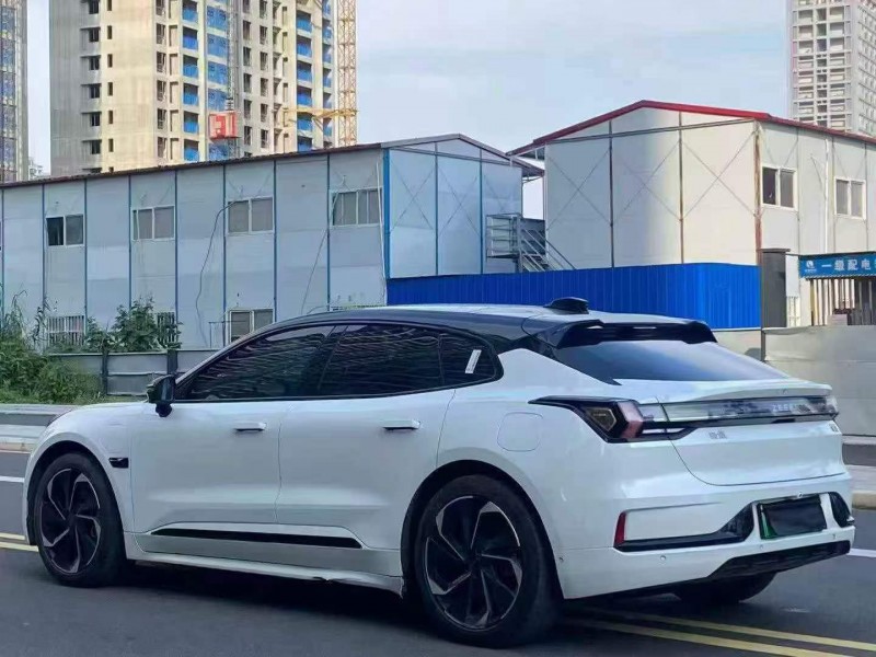 宜昌23年极氪汽车0017