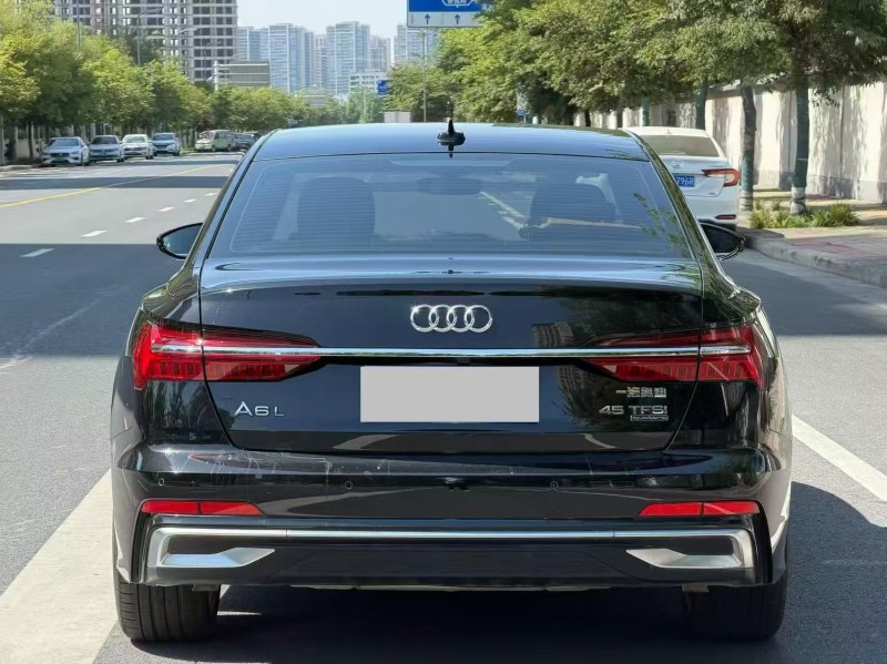 郑州25年奥迪A6L9