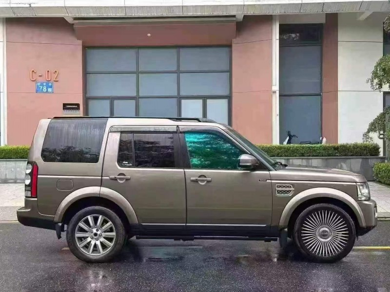 广州16年路虎发现6