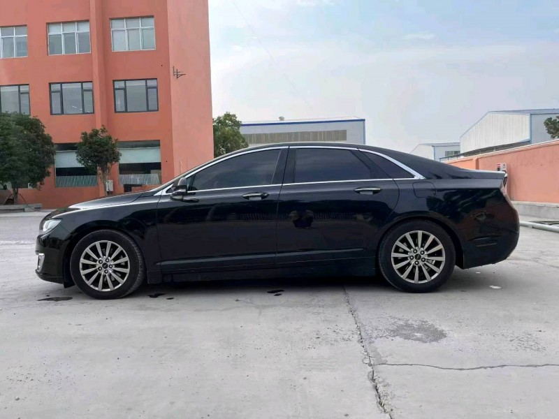 襄阳21年林肯MKZ3