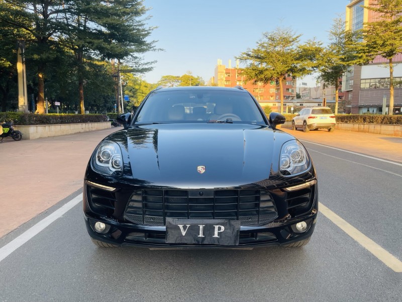 东莞15年保时捷Macan1