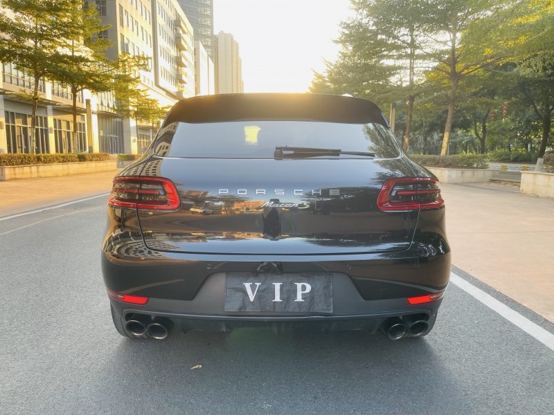 东莞15年保时捷Macan9