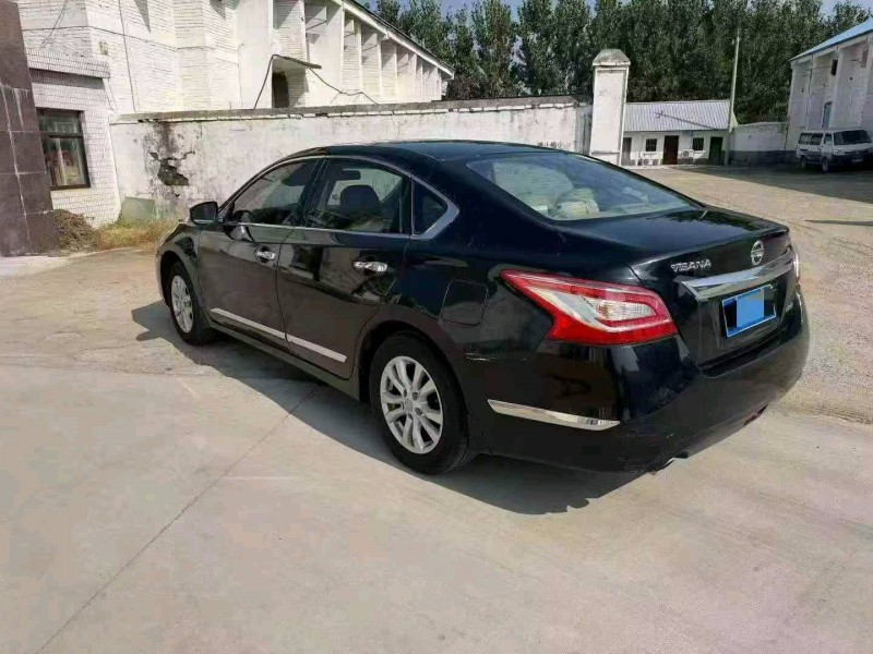 淮安15年日产天籁9