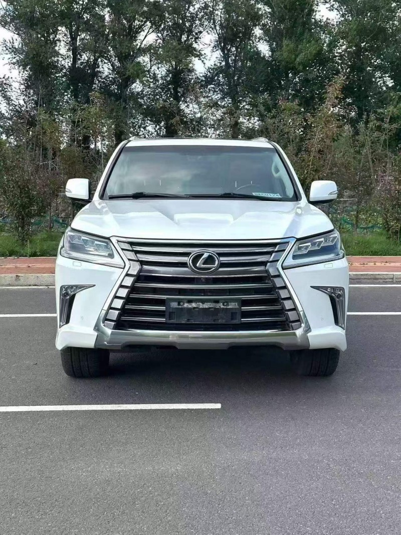 湛江16年雷克萨斯LX1