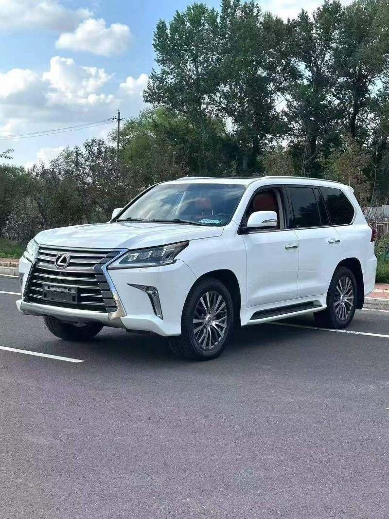 湛江16年雷克萨斯LX2