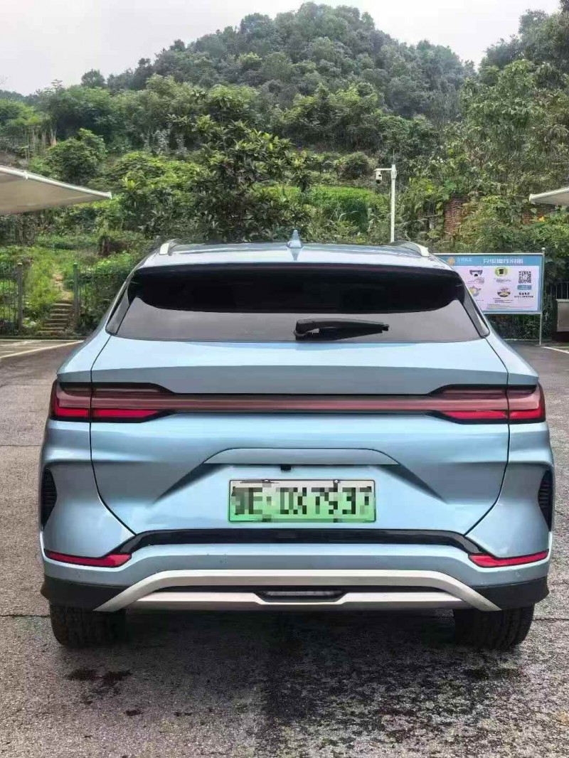 广州24年比亚迪宋9
