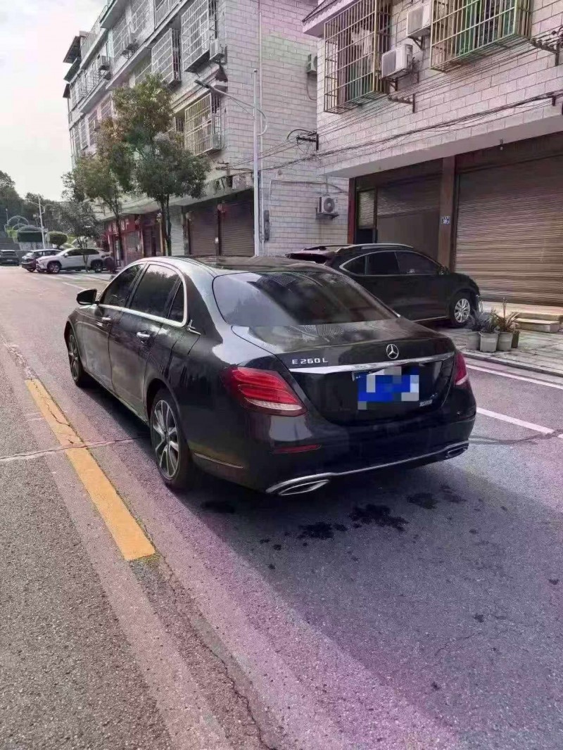 岳阳19年奔驰E9