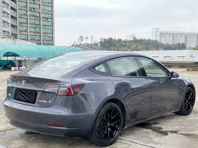 东莞21年特斯拉MODEL 37