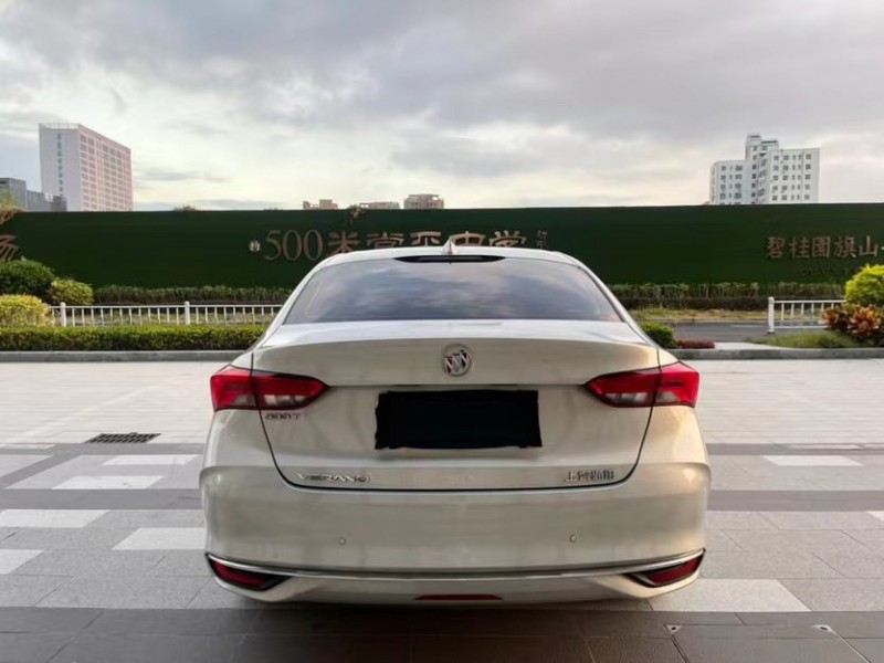 东莞22年别克威朗9