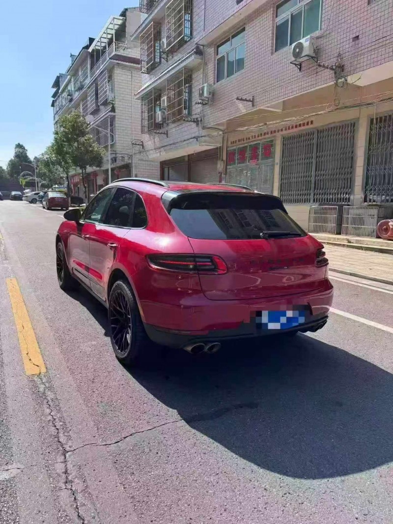 邵阳18年保时捷Macan9