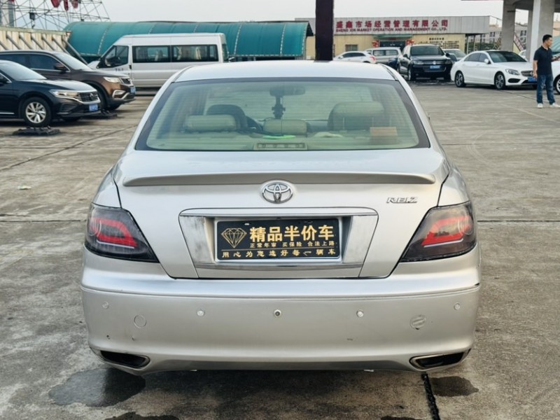 深圳08年丰田锐志9