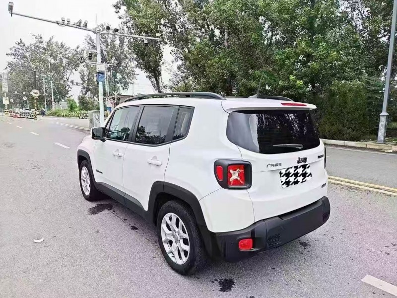 开封18年Jeep自由侠2