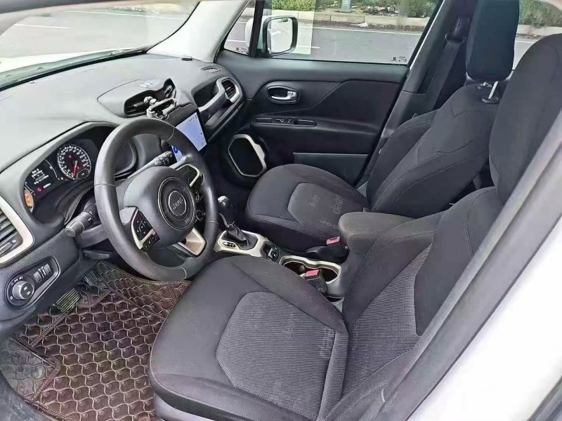 开封18年Jeep自由侠6
