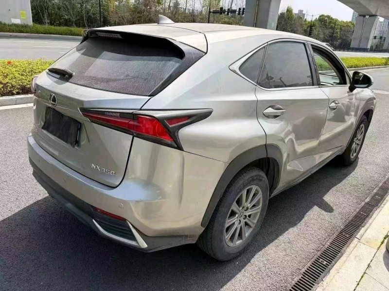 台州21年雷克萨斯NX8