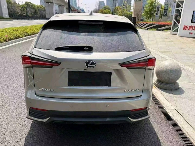 台州21年雷克萨斯NX9