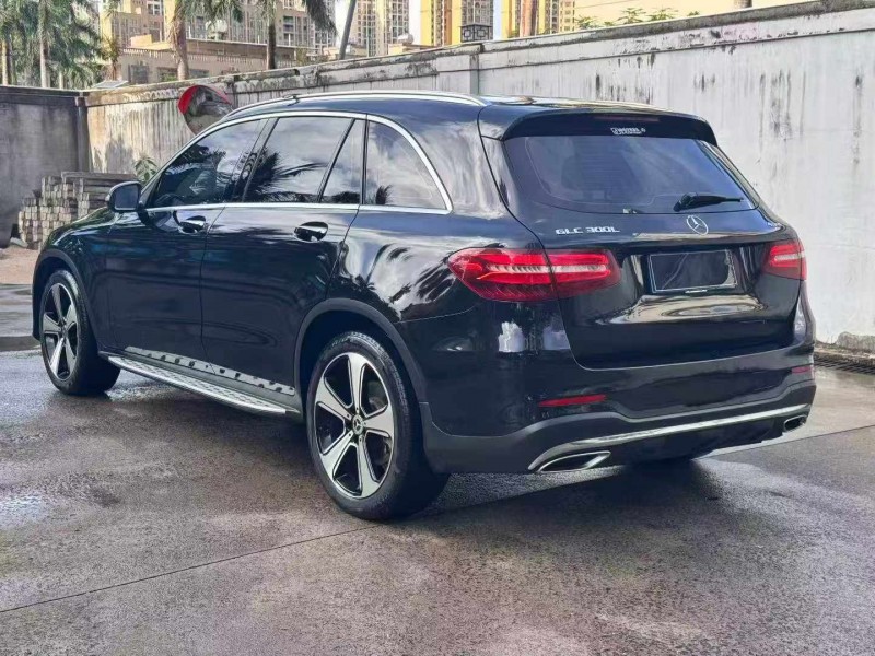 海口19年奔驰GLC7