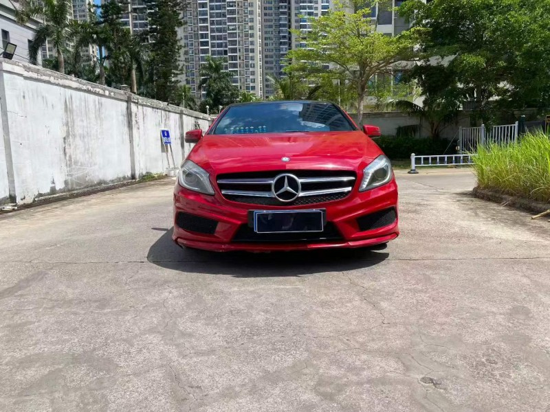海口16年奔驰A1