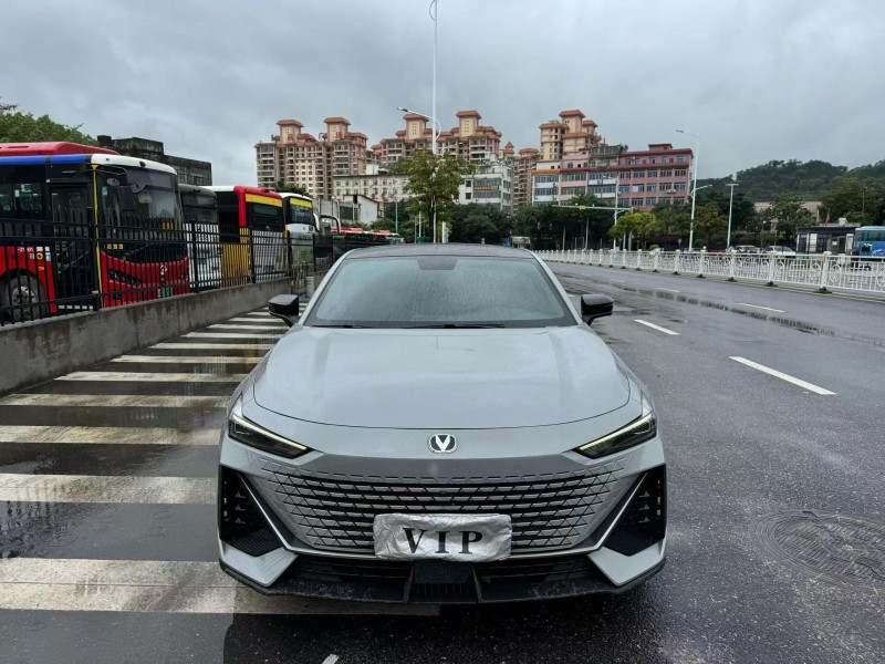 广州22年长安汽车UNI1
