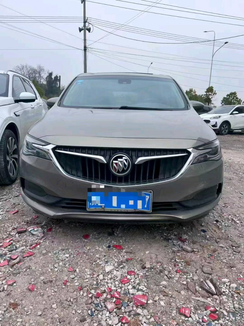 怀化18年别克GL61