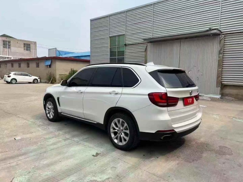 东营16年宝马X56